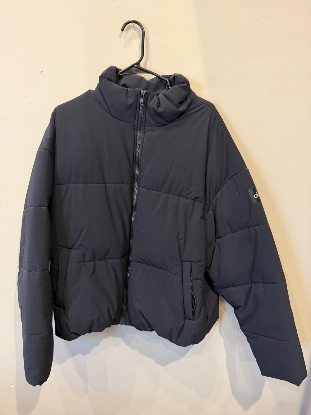 ALO Yoga Black Puffer Jacket